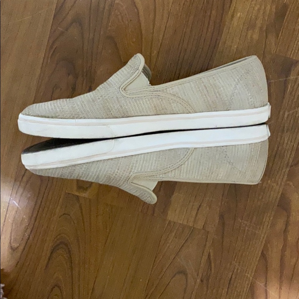Beige Ralph Lauren casual shoes 9.5